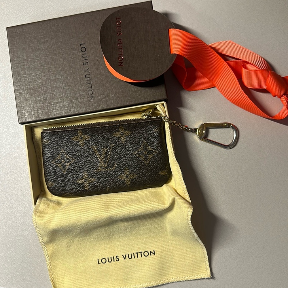 Louis Vuitton Key Pouch monogram